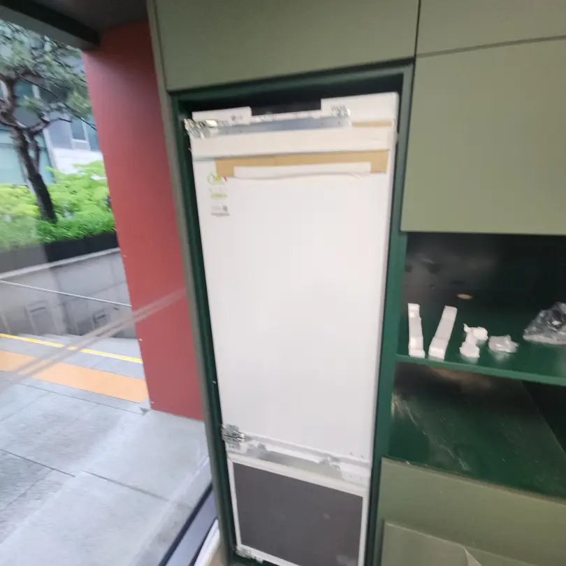 성수휴게실 빌트인콤비 냉장고문짝 도어 서울시 시공 사진 3