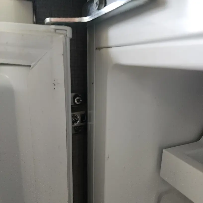 광진 오피스텔빌트인냉장고 경첩 고장수리 광진구 시공 사진 15