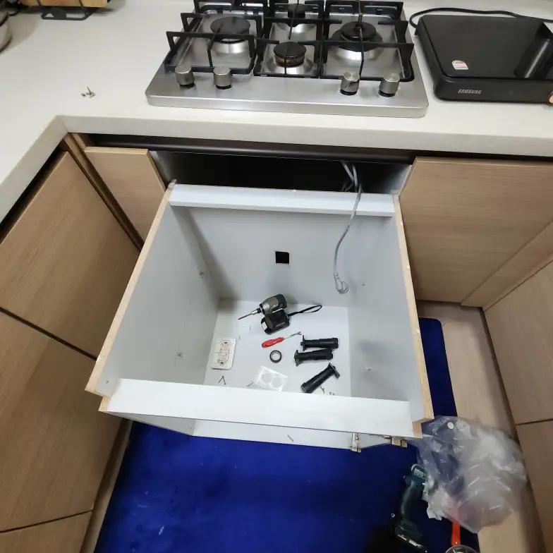 전세아파트 로보락s8 로청장 빌트인 원상복구 시공 사진 3