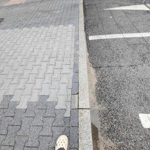 청담 판타지오빌딩 주차장진입로 보도블럭 시공공사 — 시공 후